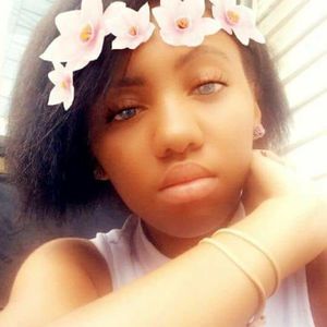 Meet your Posher, Angie